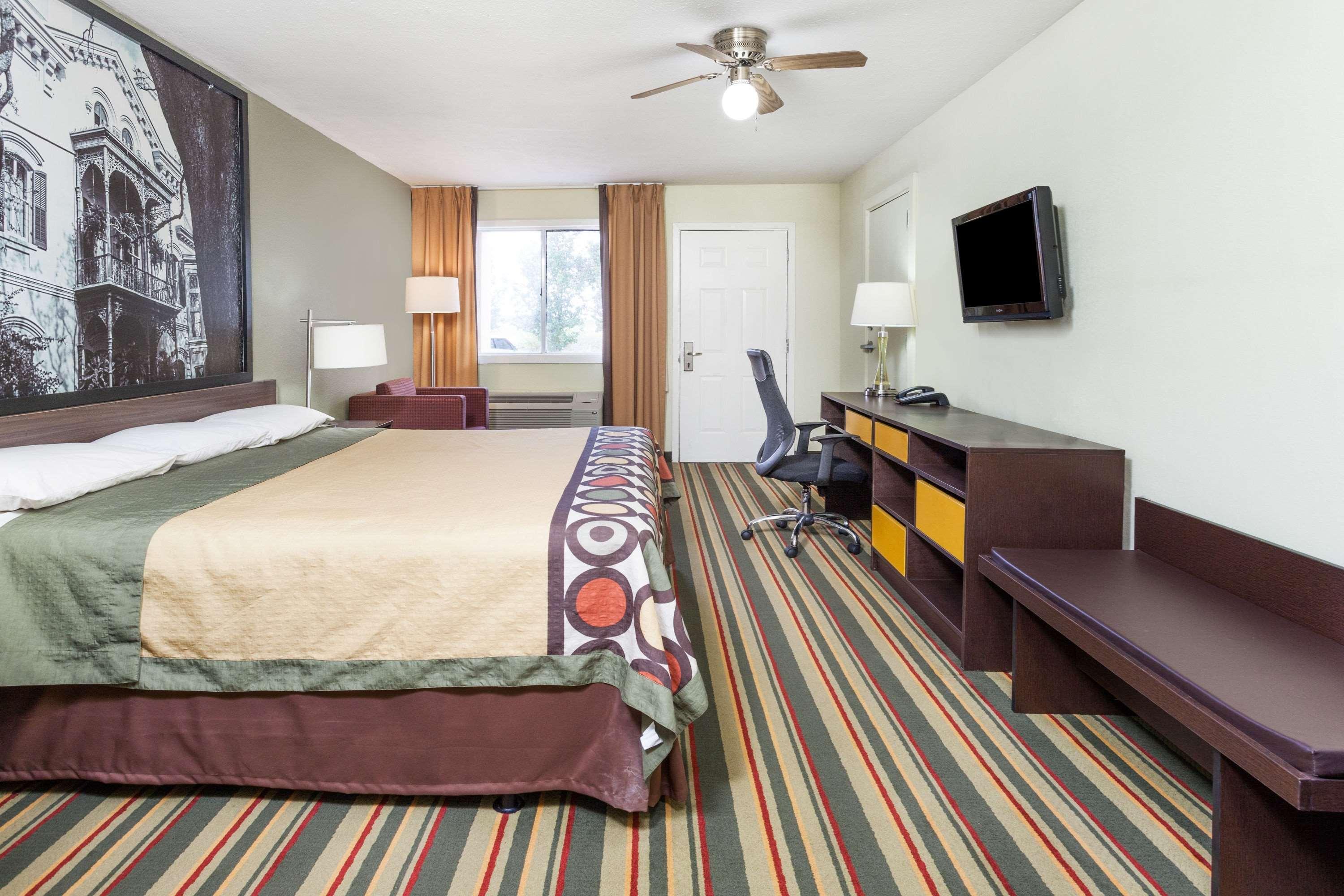 ซูเปอร์ 8 บาย วินด์แฮม บรูคเฮฟเวน Hotel บรูคเฮเวน ภายนอก รูปภาพ