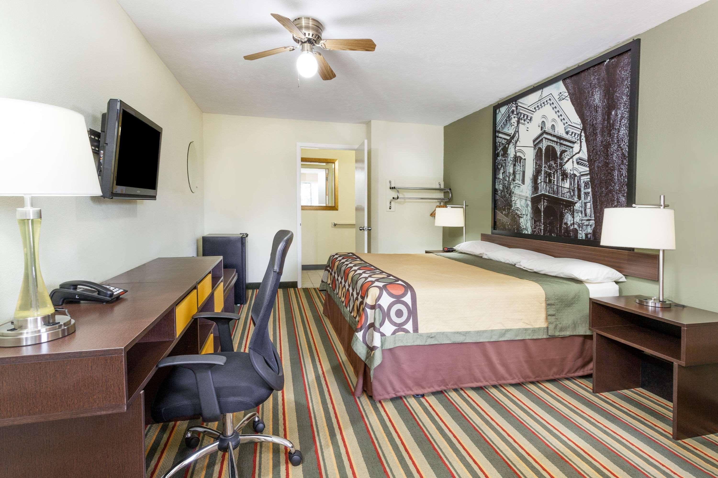 ซูเปอร์ 8 บาย วินด์แฮม บรูคเฮฟเวน Hotel บรูคเฮเวน ภายนอก รูปภาพ